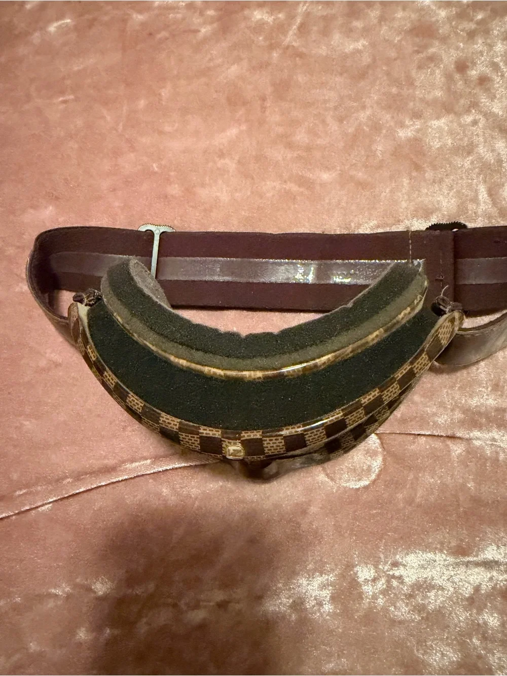 VonZipper Vintage checker-pattern model
